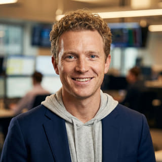 Ryan Brooks, vedúci obchodný analytik v Hodnotáreň